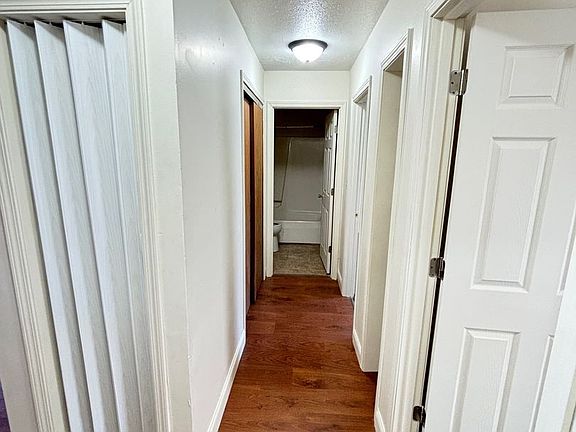 5th image of 219 W Belle Ave #4