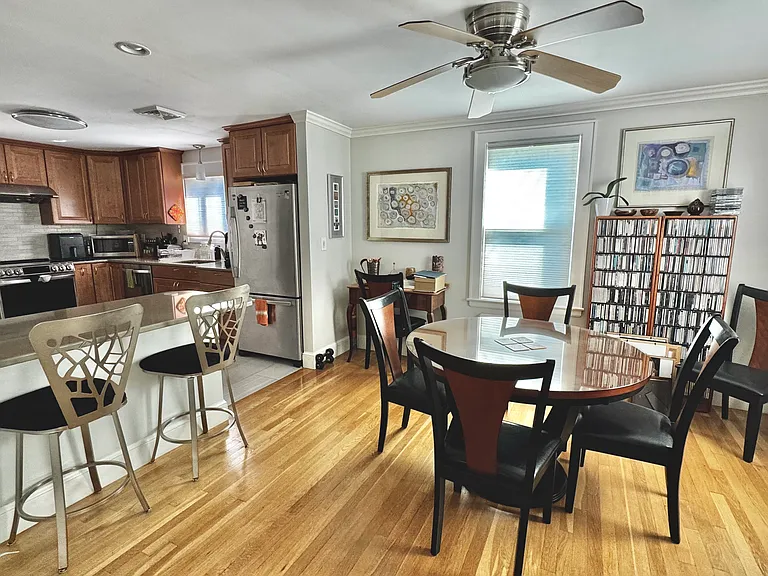 311 Temple St — Photo 22