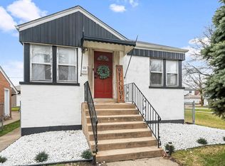 3702 Cleveland Ave, Brookfield, IL 60513