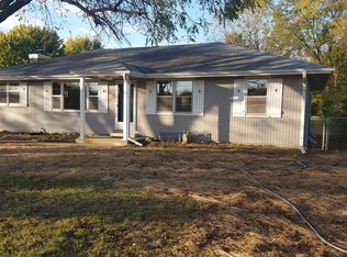 1250 NW 35th St, Topeka, KS 66618