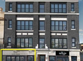 946 W Montrose Ave, Chicago, IL 60613