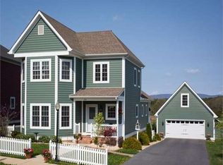 104 Bell Creek Dr, Staunton, VA 24401