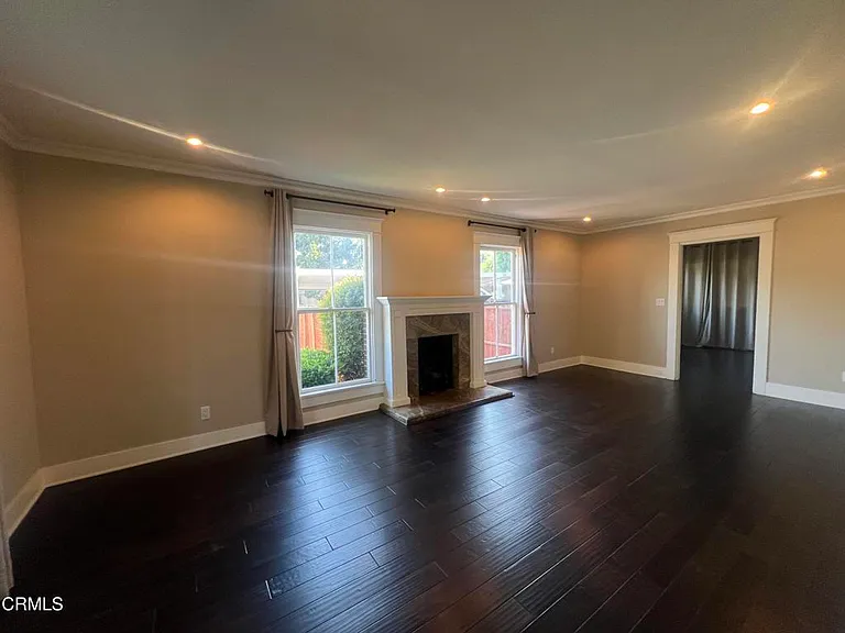 623 Charter Oak St — Photo 4