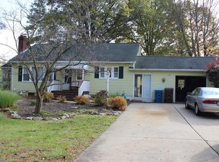 372 W Nimisila Rd, Akron, OH 44319