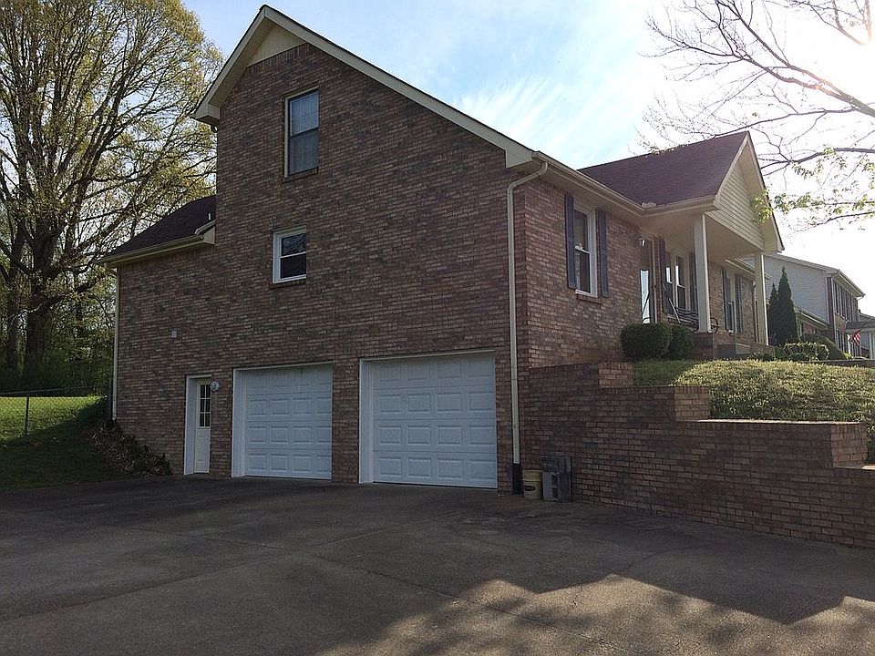 2nd image of 947 Sable Dr
