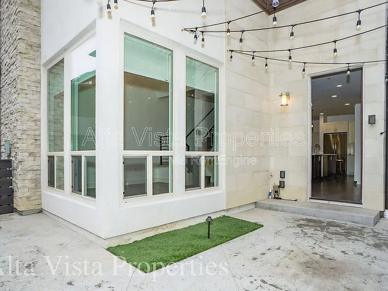 2549 Aperture Cir — Photo 18