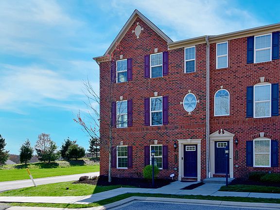 The front of the house also has extra parking