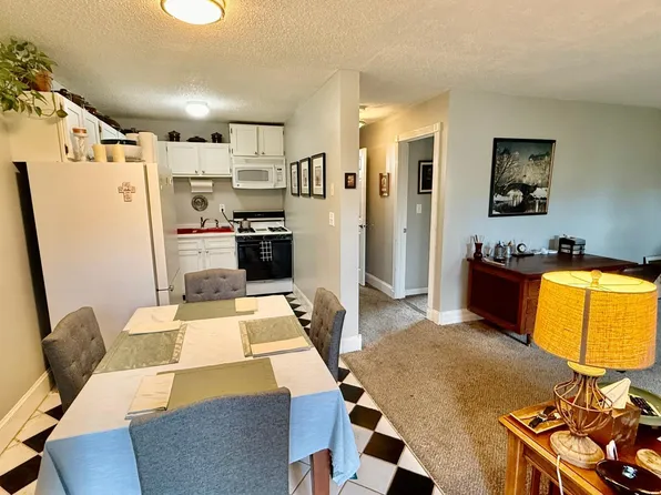 7216 72nd Ln N, Brooklyn Park, MN 55428