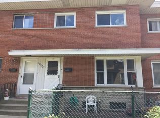 10033 Frontage Rd, Skokie, IL 60077