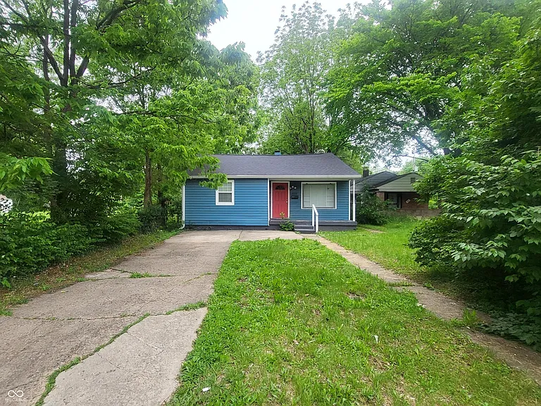3233 Ralston Ave — Photo 1