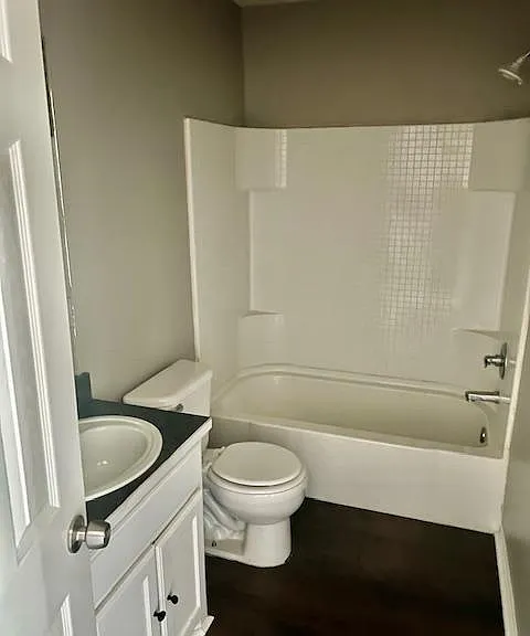 872 W Vanderbilt St #2202 — Photo 9