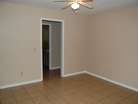 4th image of 1205 S Boston Pl