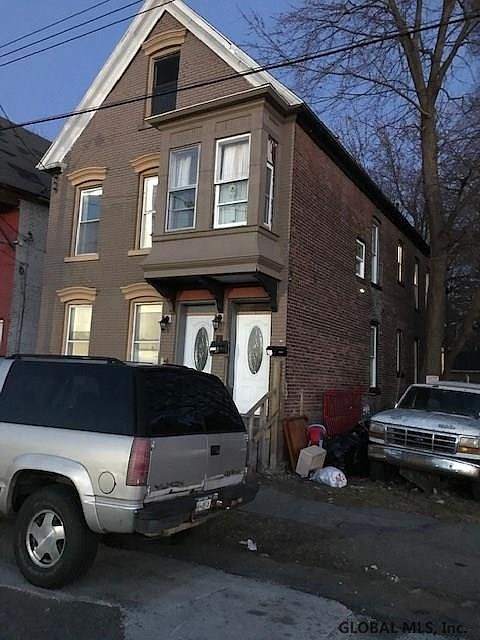 2nd image of 6 Steuben St