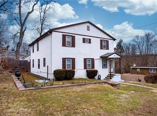 52 Morrissey Dr, Lake Peekskill, NY 10537