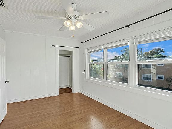 4th image of 420 3rd Ave S