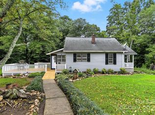 6346 Olas Dr, Hickory, NC 28602