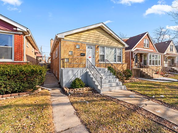 3rd image of 4635 S Keating Ave