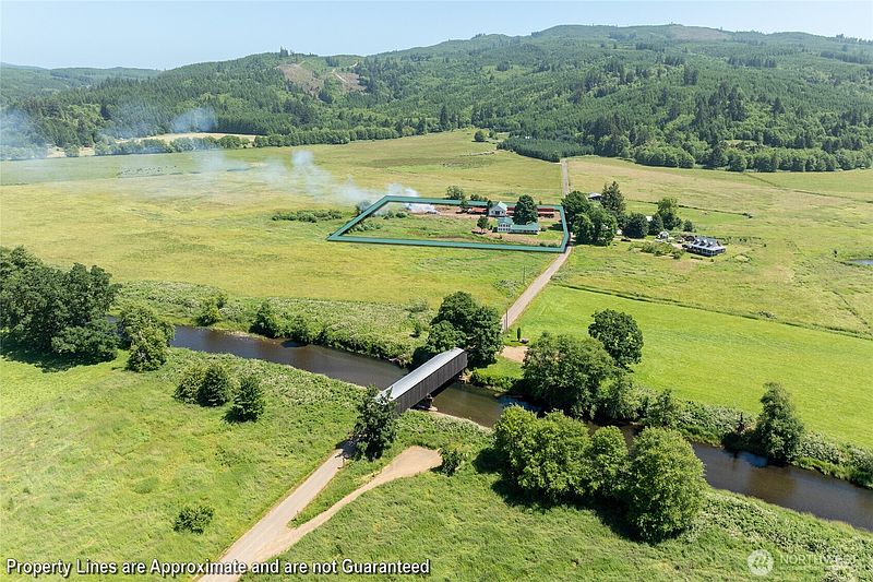 3rd image of 57 Covered Bridge Rd