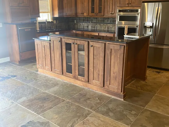4701 Thornbrook Rdg, Columbia, MO 65203