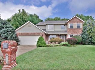 913 Columbia Ave, Fairview Heights, IL