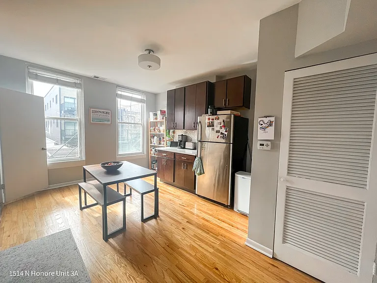 1514 N. Honore St./1500 N. Elk Grove — Photo 5