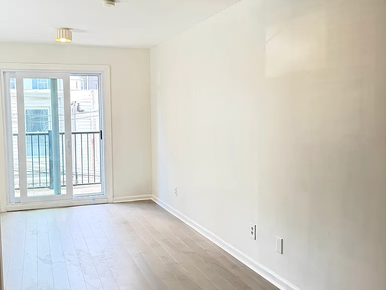 2362 E Norris St — Photo 9