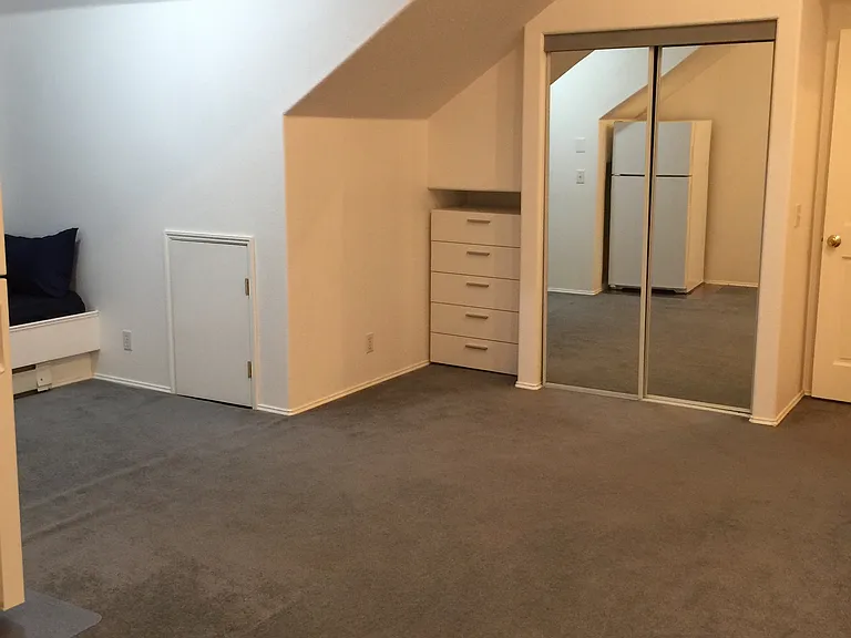 904 NE 157th Ave — Photo 3
