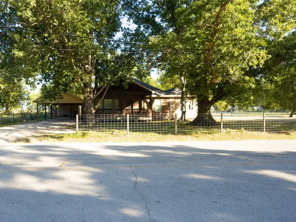 5004 Fm 3041, Corsicana, TX 75109