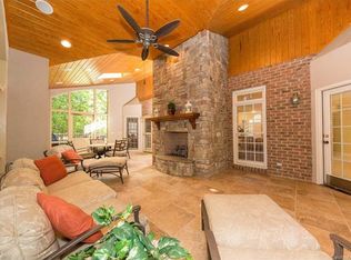 9233 Tresanton Dr, Charlotte, NC 28210