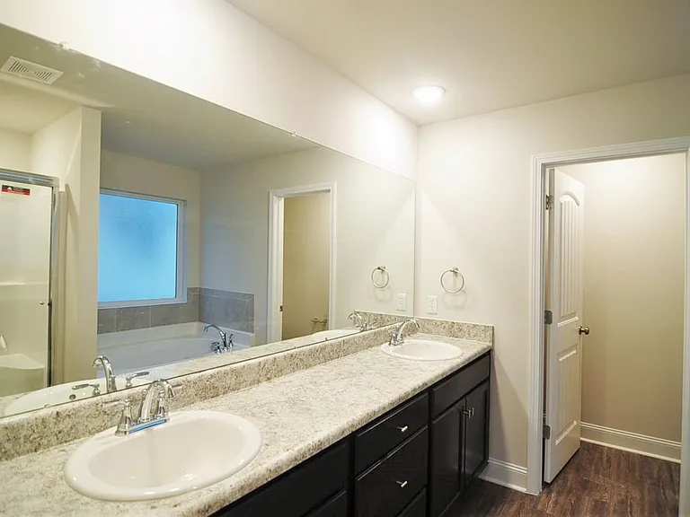 4218 Textile Ln — Photo 17