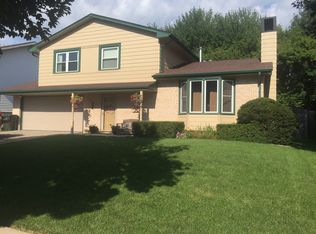 640 Sunny Slope Rd, Lincoln, NE 68505