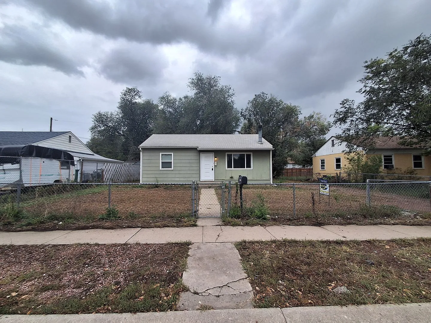 2 Bedroom 1 Bath Ranch Available Now! — Photo 1