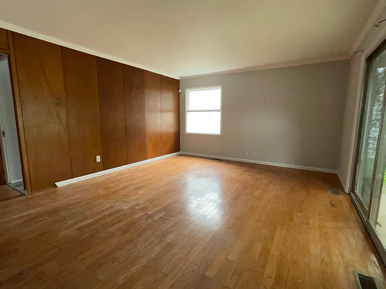 1203 Helmen Dr — Photo 6