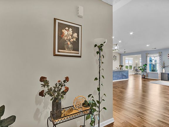 3rd image of 2566 Creek Bank Dr