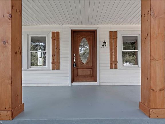 5th image of 212 E Main St