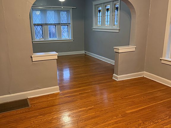 5th image of 4548 Flora Ave #1EAST