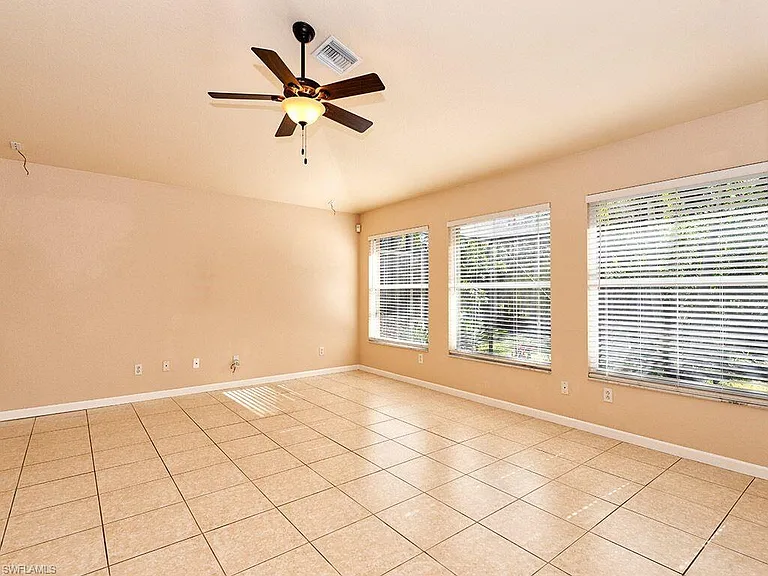 7117 Timberland Cir — Photo 8