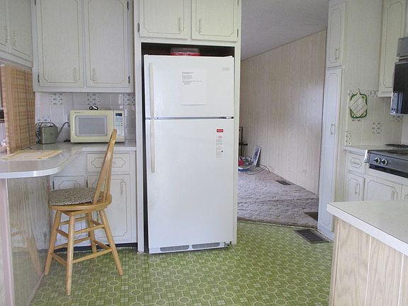 3rd image of 515 Palo Verde Dr