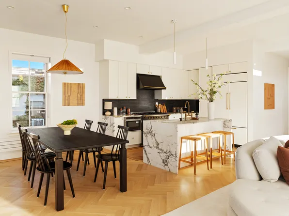 155 Noble Street image 4 of 22