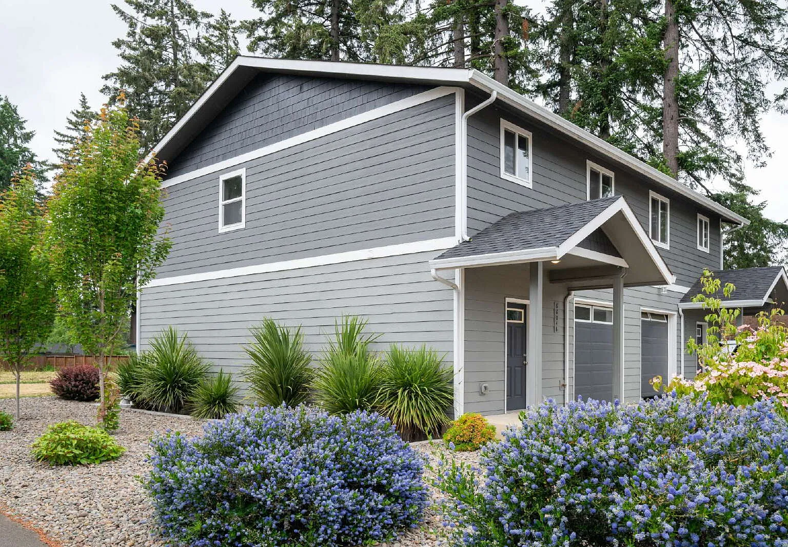 3 bed, 2.5 bath, $2,100 — Photo 3