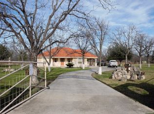 1448 Abdalla Rd, Quemado, TX 78877