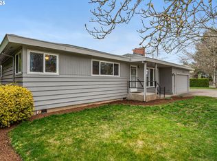 5999 SE Drake St, Hillsboro, OR 97123