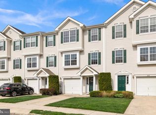 405 Dorchester Dr, Delran, NJ 08075