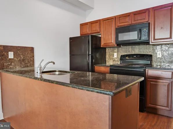 6028 Market St Floor 2, Philadelphia, PA 19139