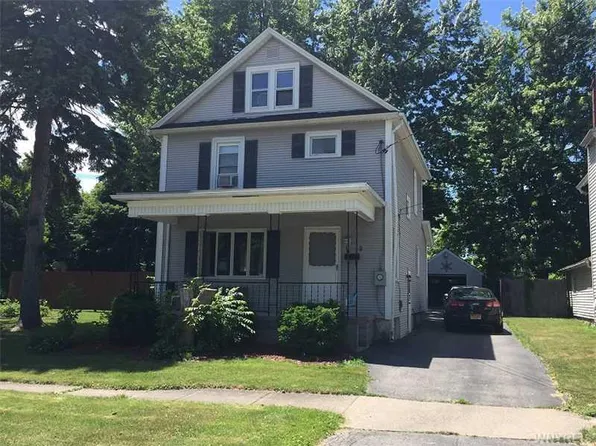 13 Bright St, Lockport, NY 14094