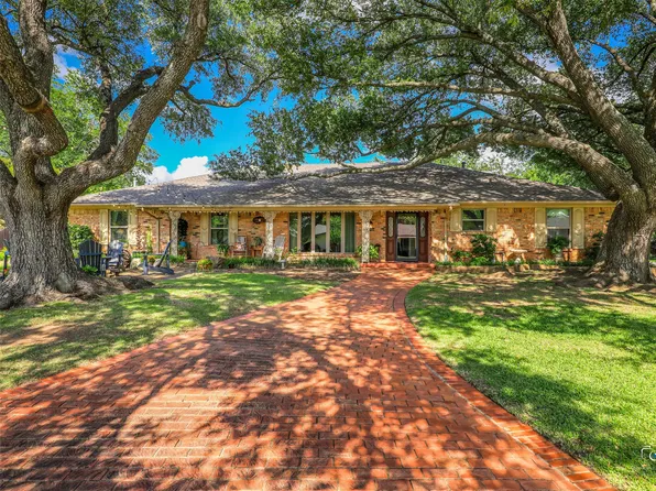 2513 Brookhaven Dr, Denison, TX 75020