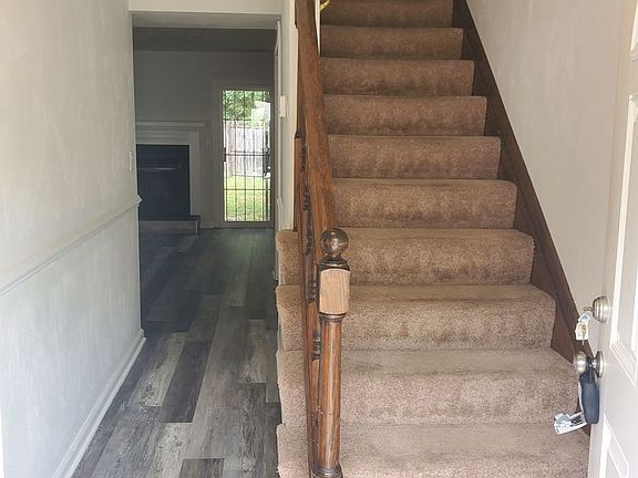 2nd image of 5514 Amhurst Ct