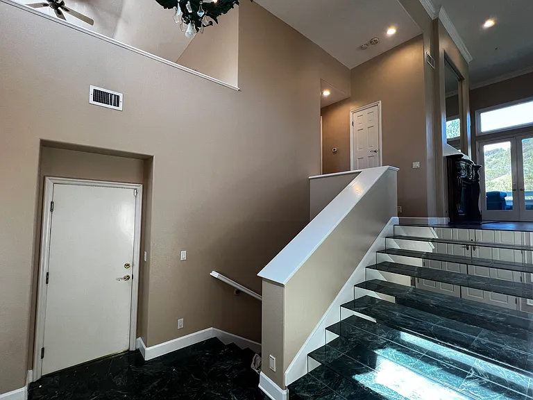 2357 Brookshire Ln — Photo 9