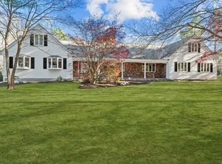 676 Salem End Rd, Framingham, MA 01702