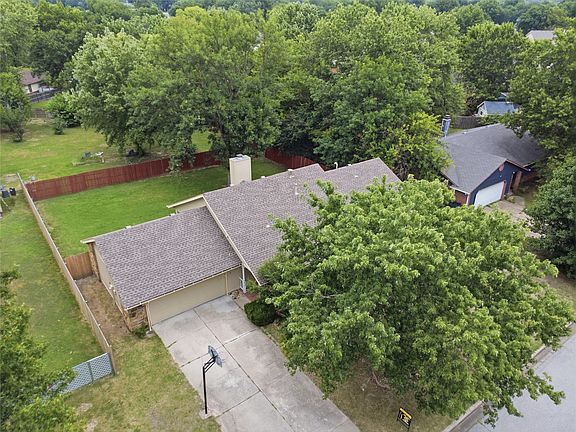 4th image of 7629 E 88th Pl